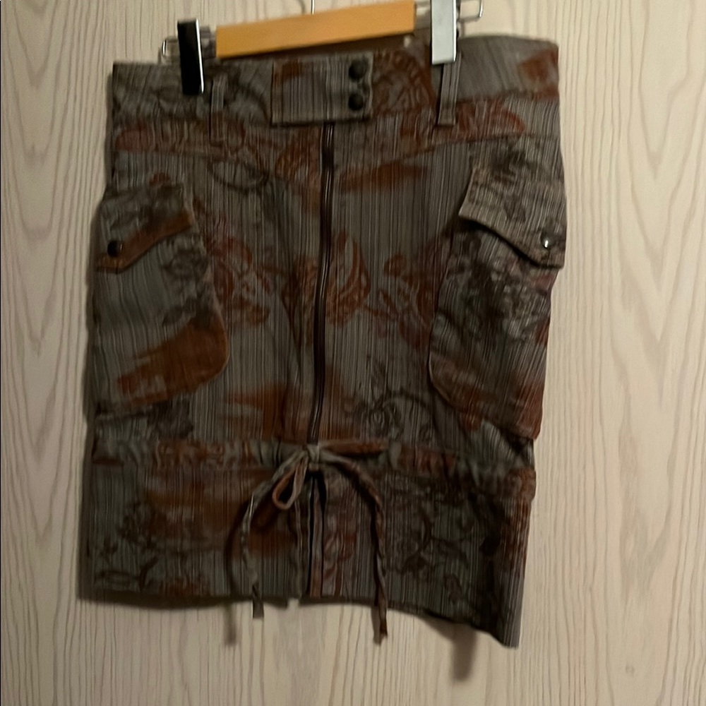 Sasta skirt made in Canada
